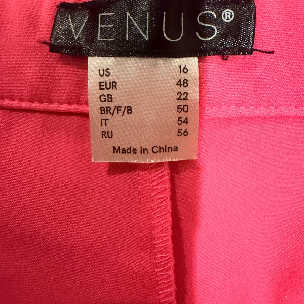 VENUS Pink Blazer and Shorts Set - Picture 7 of 7